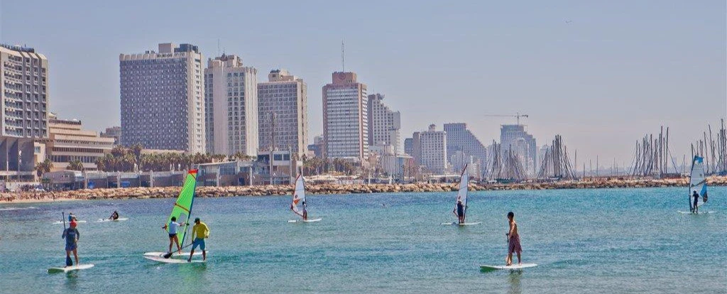 Tel%20Aviv%20beach%20(Dana%20Friedlander